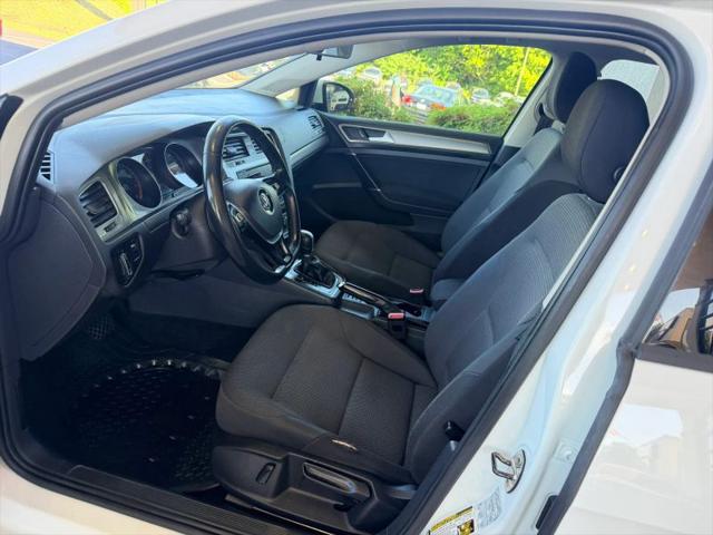 2017 Volkswagen Golf SportWagen TSI S