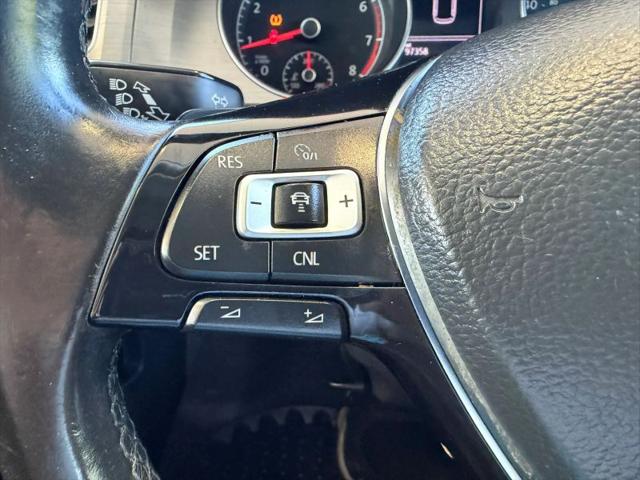 2017 Volkswagen Golf SportWagen TSI S