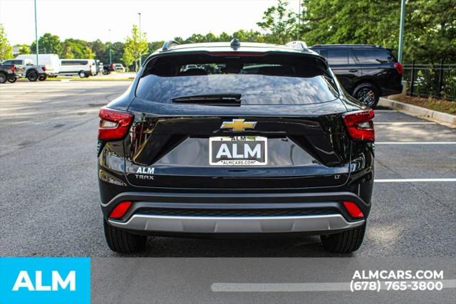 2025 Chevrolet Trax FWD LT
