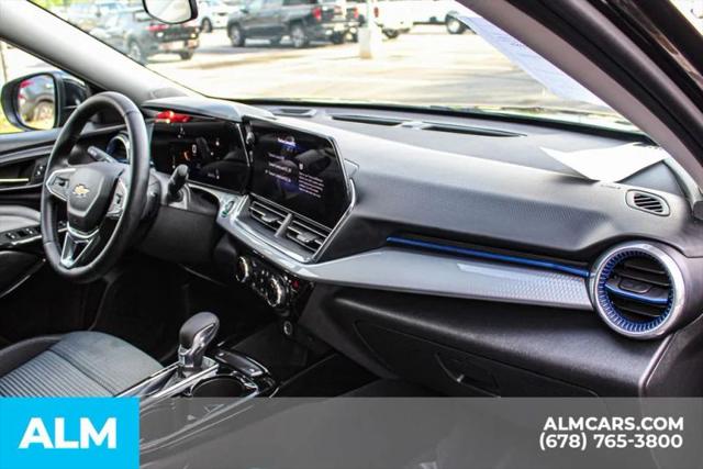 2025 Chevrolet Trax FWD LT