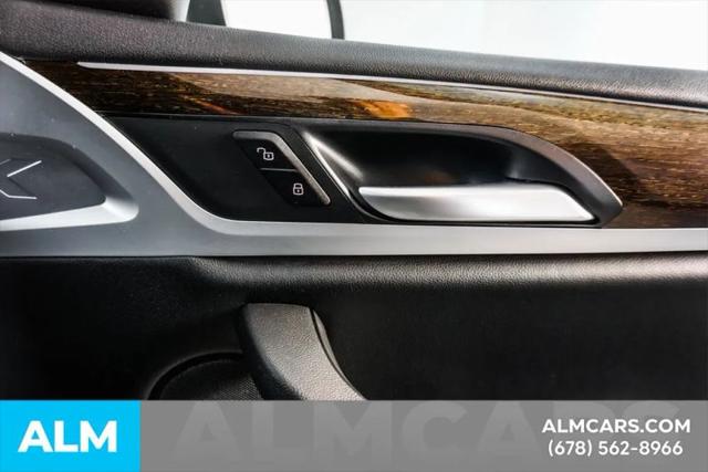2025 BMW X4 xDrive30i