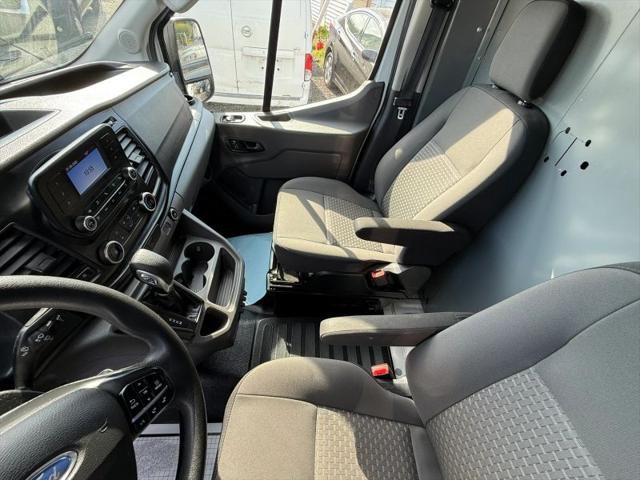 2023 Ford Transit Cargo Van Base