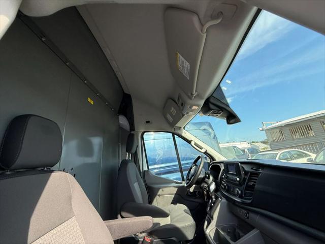 2023 Ford Transit Cargo Van Base