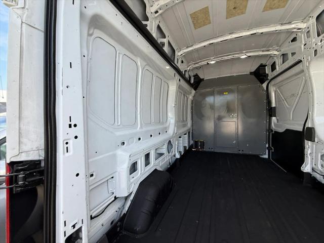 2023 Ford Transit Cargo Van Base