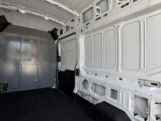 2023 Ford Transit Cargo Van Base