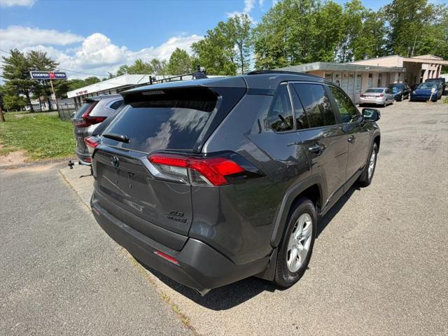 2019 Toyota RAV4 Hybrid XLE