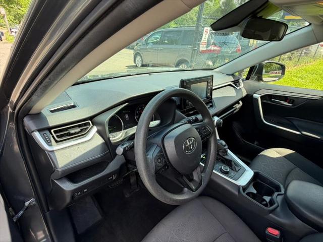 2019 Toyota RAV4 Hybrid XLE