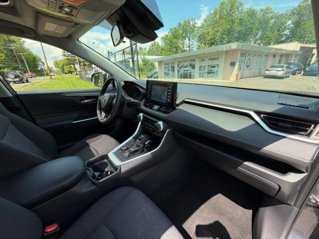 2019 Toyota RAV4 Hybrid XLE