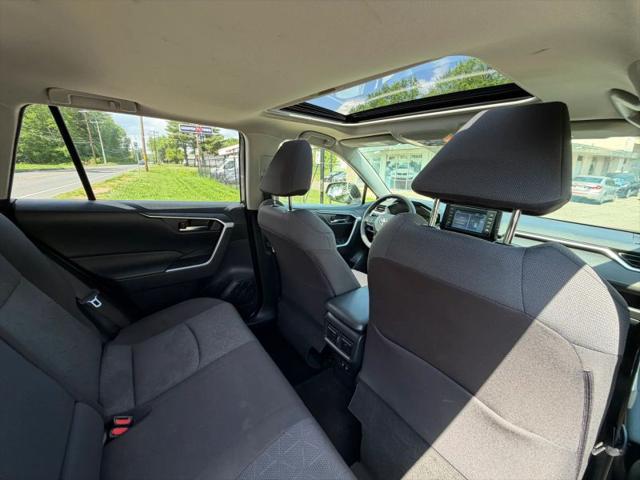 2019 Toyota RAV4 Hybrid XLE