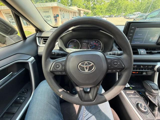 2019 Toyota RAV4 Hybrid XLE