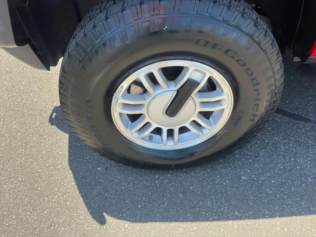 2006 HUMMER H3 Base