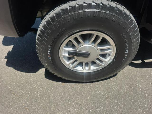 2006 HUMMER H3 Base