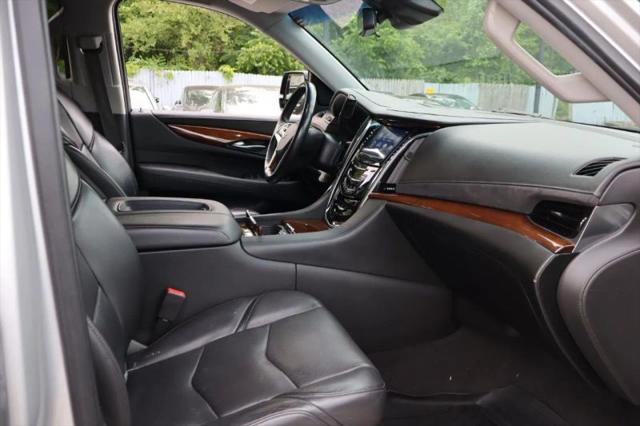 2019 Cadillac Escalade Luxury