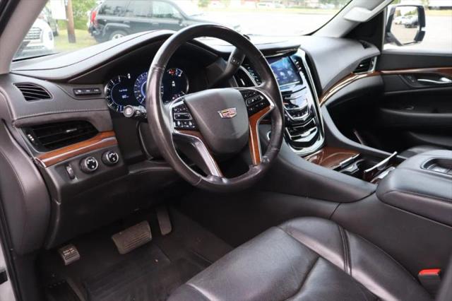 2019 Cadillac Escalade Luxury