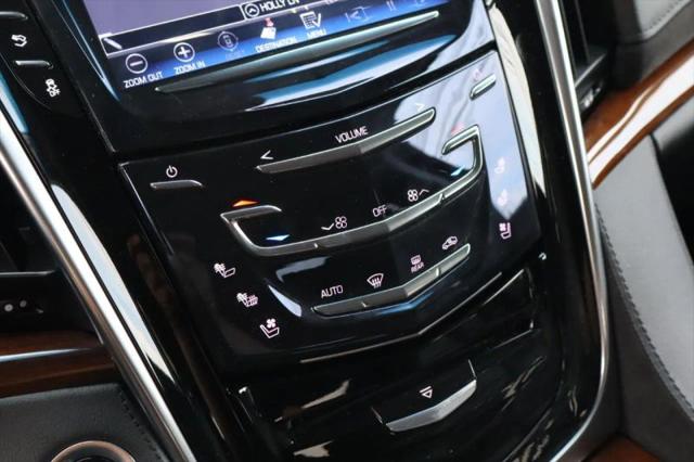 2019 Cadillac Escalade Luxury