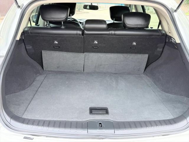 2016 INFINITI QX50 Base