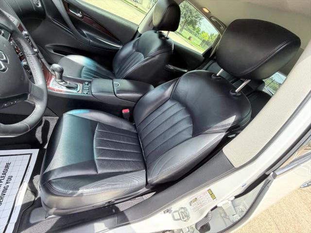 2016 INFINITI QX50 Base