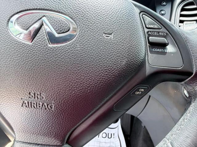 2016 INFINITI QX50 Base