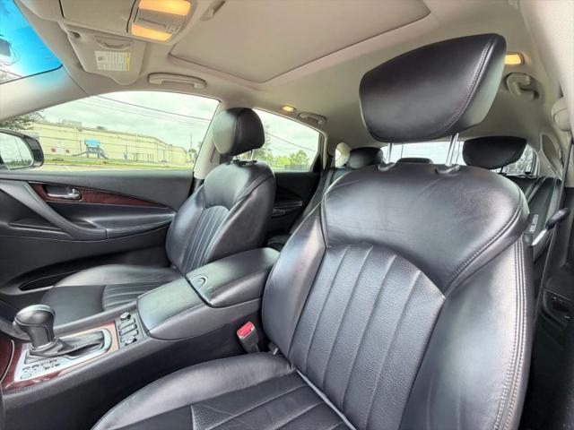 2016 INFINITI QX50 Base