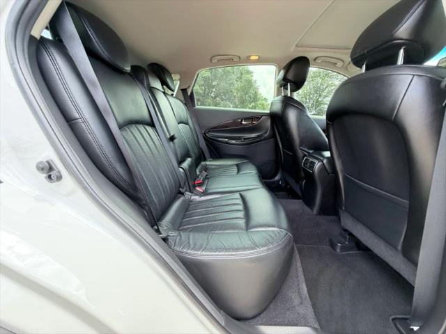 2016 INFINITI QX50 Base