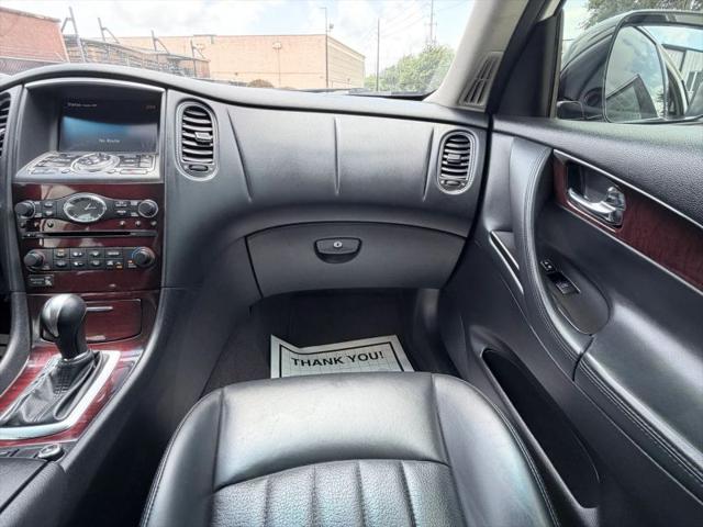 2016 INFINITI QX50 Base