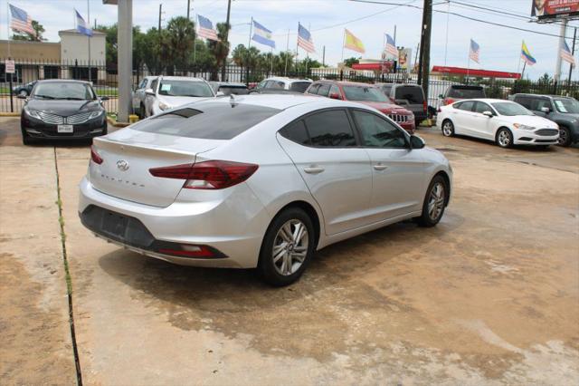 2019 Hyundai Elantra SEL