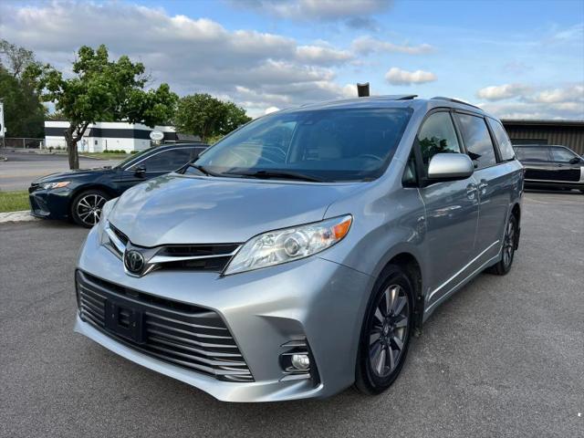 2019 Toyota Sienna XLE 7 Passenger