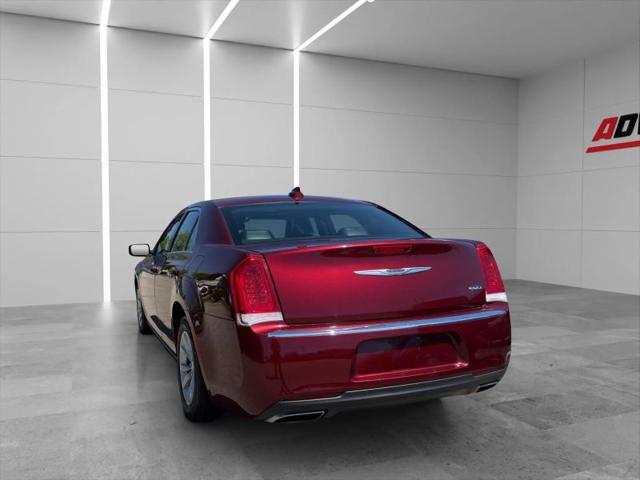2015 Chrysler 300 Limited
