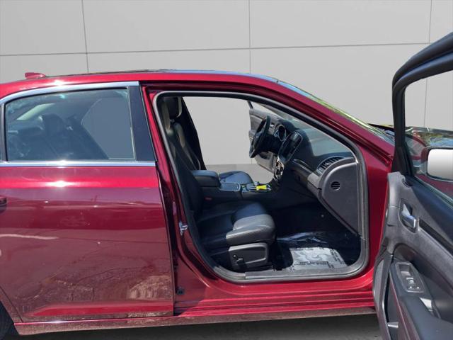 2015 Chrysler 300 Limited