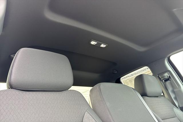 2026 Chevrolet Silverado 1500 4WD Double Cab Standard Bed Custom
