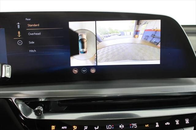 2024 Cadillac iQ Luxury w/1SD