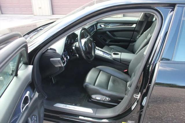 2014 Porsche Panamera 4