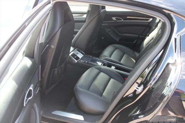 2014 Porsche Panamera 4