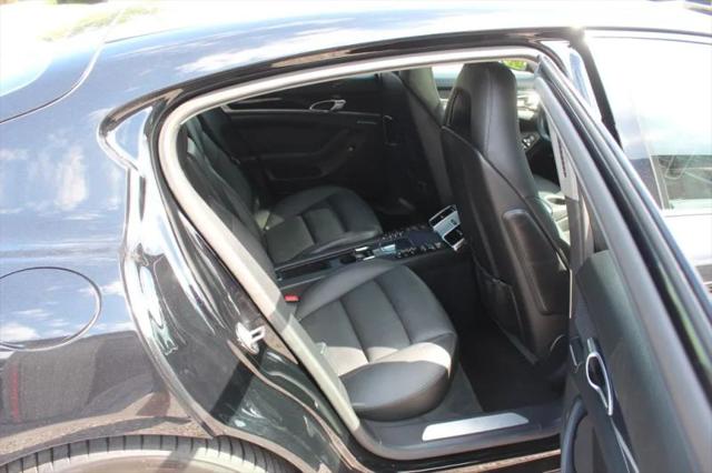 2014 Porsche Panamera 4