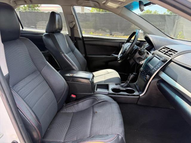 2015 Toyota Camry SE