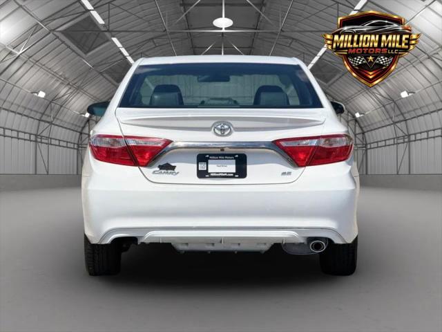 2015 Toyota Camry SE