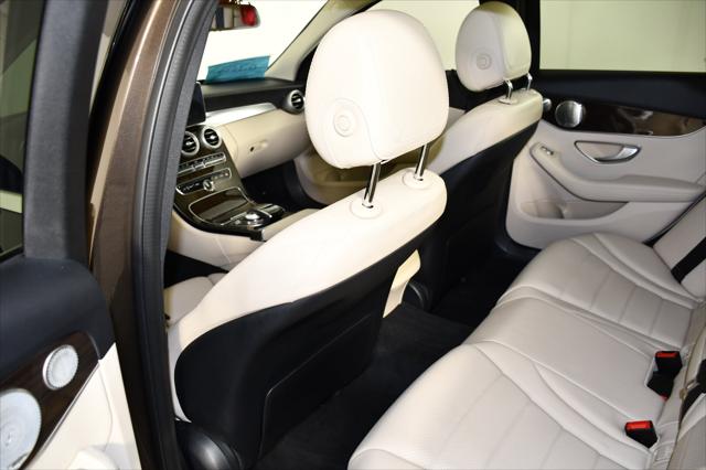 2016 Mercedes-Benz C-CLASS C 300 4MATIC