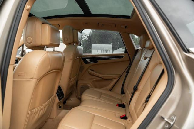 2016 Porsche Macan S