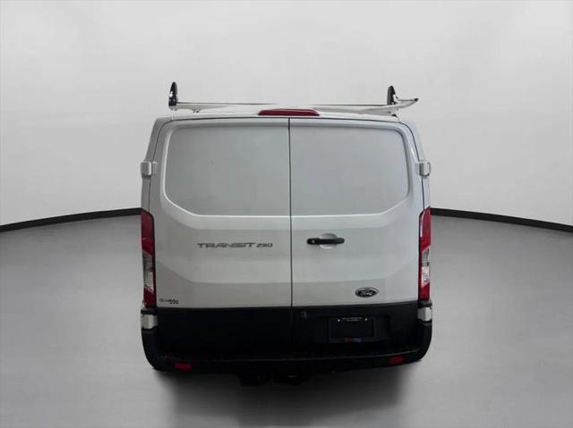 2022 Ford Transit Cargo Van w/RWB
