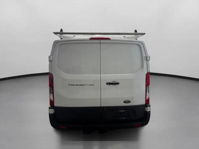 2023 Ford Transit Cargo Van w/RWB