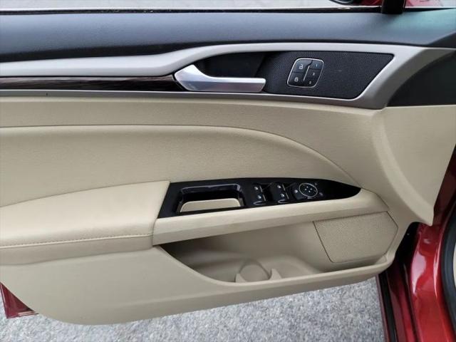 2013 Ford Fusion Hybrid SE