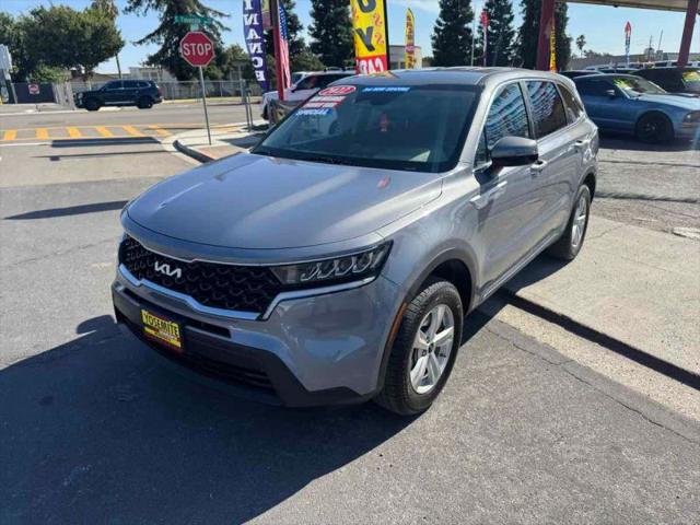 2022 Kia Sorento LX