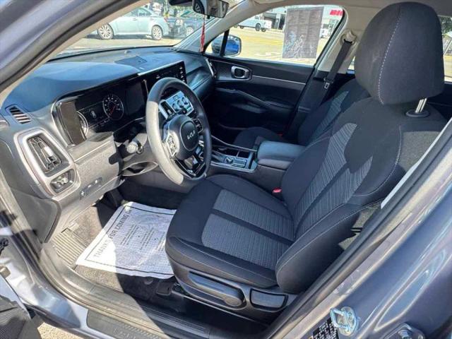 2022 Kia Sorento LX