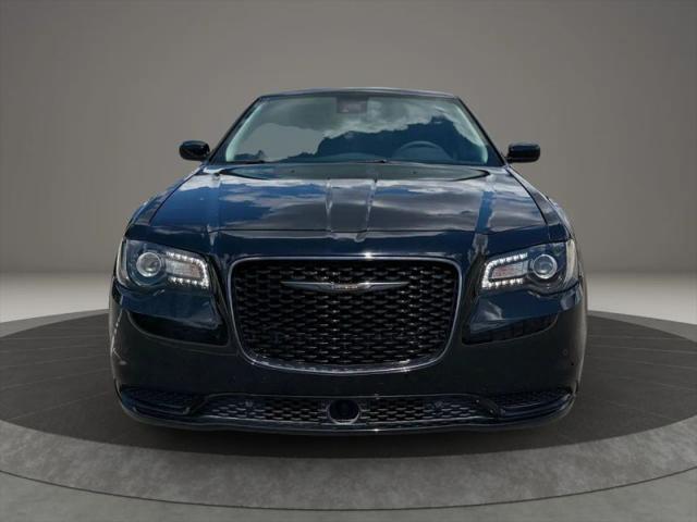 2023 Chrysler 300 Touring