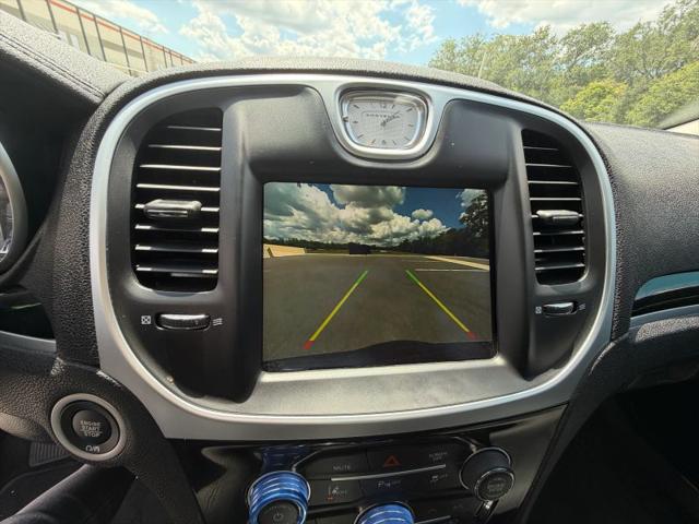 2023 Chrysler 300 Touring