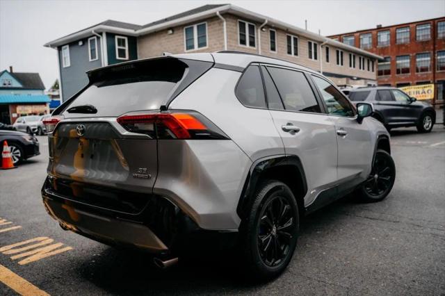 2024 Toyota RAV4 Hybrid SE