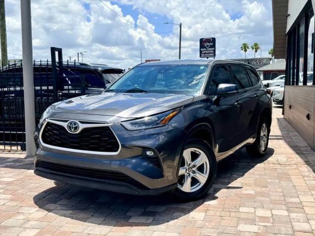 2021 Toyota Highlander LE for sale in Tampa, FL