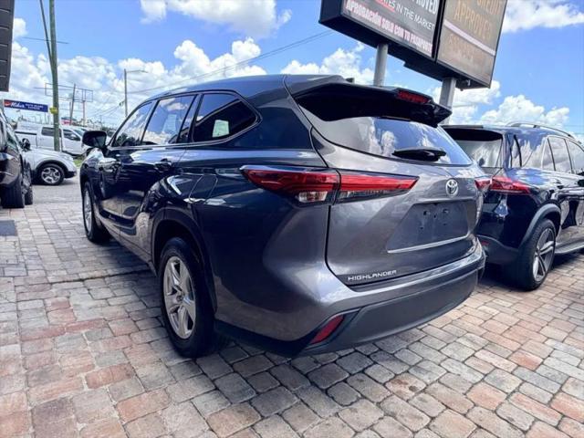 2021 Toyota Highlander LE
