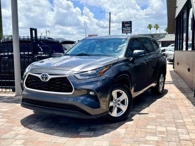 2021 Toyota Highlander LE