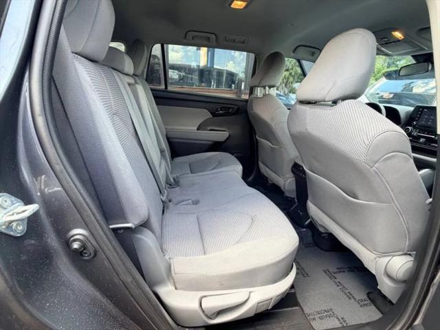 2021 Toyota Highlander LE